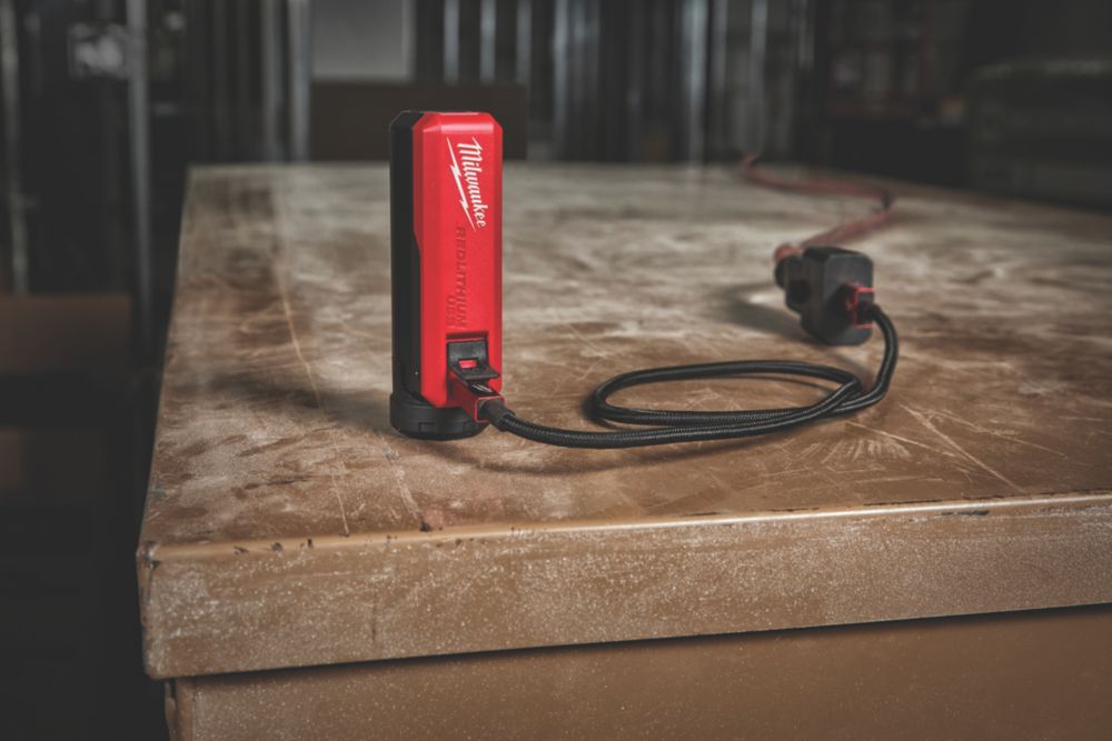 Milwaukee 4932493335 18V Li-Ion RedLithium USB Portable