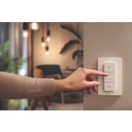 Philips Hue Go LED Smart Portable Light with Dimmer Switch White 6W 530lm