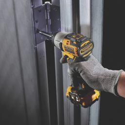 Dewalt deals impact screwfix