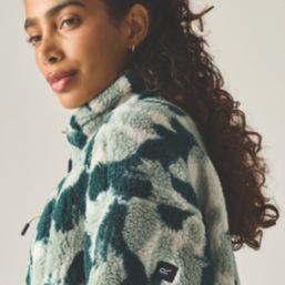Regatta RoswindWR  Womens Fleece Deep Pine Brushstroke Camo Print  Size 20