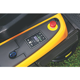 Stiga Swift 372e 72cm 48V 3 x 5.0Ah Li-Ion E-Power Brushless Battery-Powered Ride On Mower