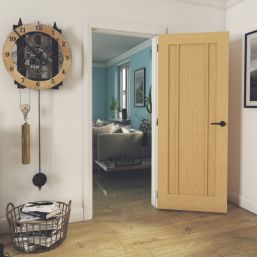 Green & Taylor  Unfinished Oak Wooden 3-Panel Internal Door 1981mm x 686mm