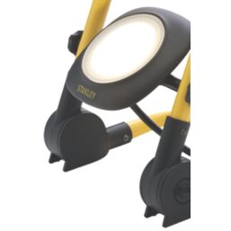 Stanley  LED Folding Work Light 20W 1400lm 220-240V