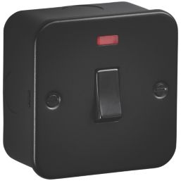 Knightsbridge  45A 1-Gang DP Metal Clad Cooker Switch with Neon