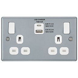 British General  13A 2-Gang SP Switched Metal Clad Socket + 4.2A 15W 2-Outlet Type A & C USB Charger with White Inserts