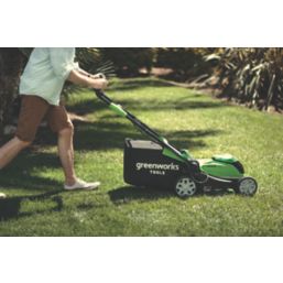 Greenworks 40v cordless lawn deals mower 41cm