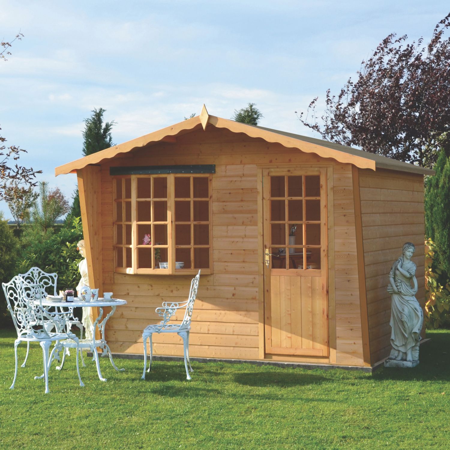 Shire Goodwood 9' x 6' (Nominal) Apex Shiplap T&G Timber Summerhouse (68877)