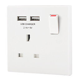 British General 900 Series 13A 1-Gang SP Switched Socket + 2.1A 2-Outlet Type A USB Charger White