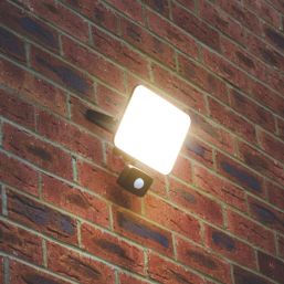 Brackenheath iSpot G3 Frameless Indoor & Outdoor LED Floodlight With PIR Sensor Black 50W 5500lm