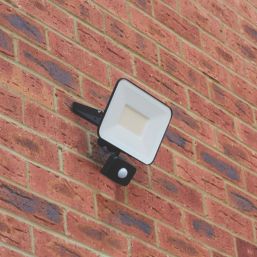 Brackenheath iSpot G3 Frameless Indoor & Outdoor LED Floodlight With PIR Sensor Black 50W 5500lm