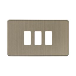 Knightsbridge  3-Module Grid Faceplate Antique Brass