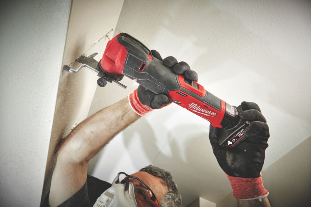 Milwaukee m12 multi on sale tool fuel