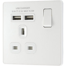 British General Evolve 13A 1-Gang SP Switched Socket + 2.1A 2-Outlet Type A USB Charger Pearlescent White with White Inserts