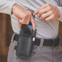 Toughbuilt TB-33C Smartphone Pouch Black