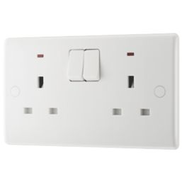 British General 800 Series 13A 2-Gang SP Switched Power Socket White with LED