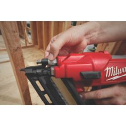 Milwaukee framing nail online gun m18