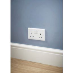 LAP  13A 2-Gang SP Switched Plug Socket White