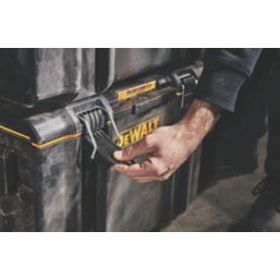 Field Test: Dewalt DS450 Tough System Rolling Tool Box in the