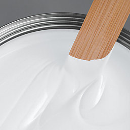 LickPro  Eggshell White 09 Emulsion Paint 2.5Ltr