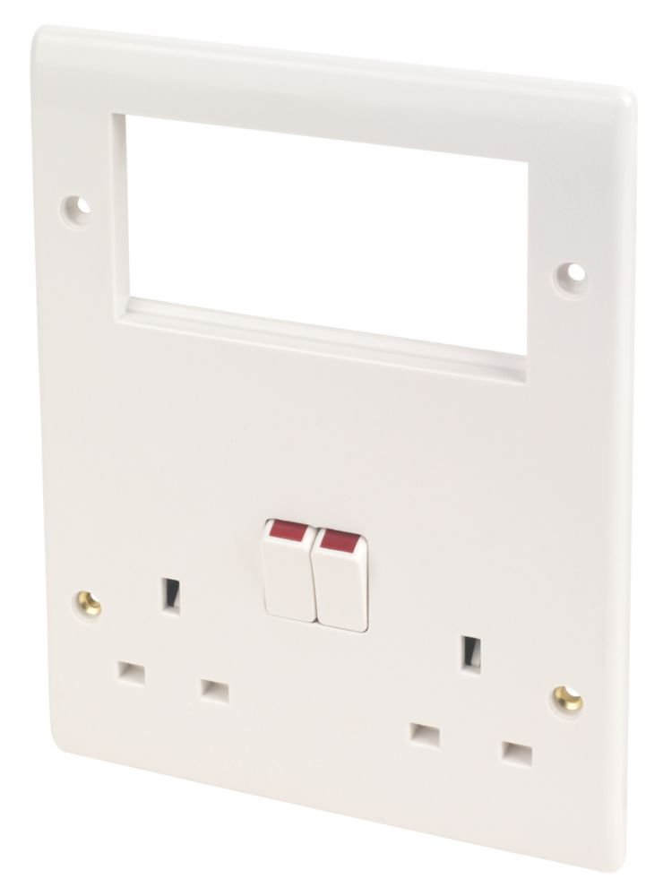 British General 800 Series 13A 2-Gang DP Combination Plate White