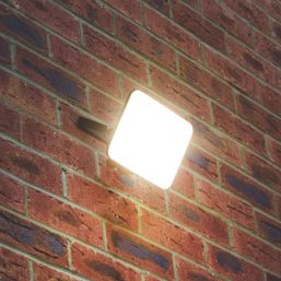 Brackenheath iSpot G3 Frameless Indoor & Outdoor LED Floodlight Black 50W 5500lm