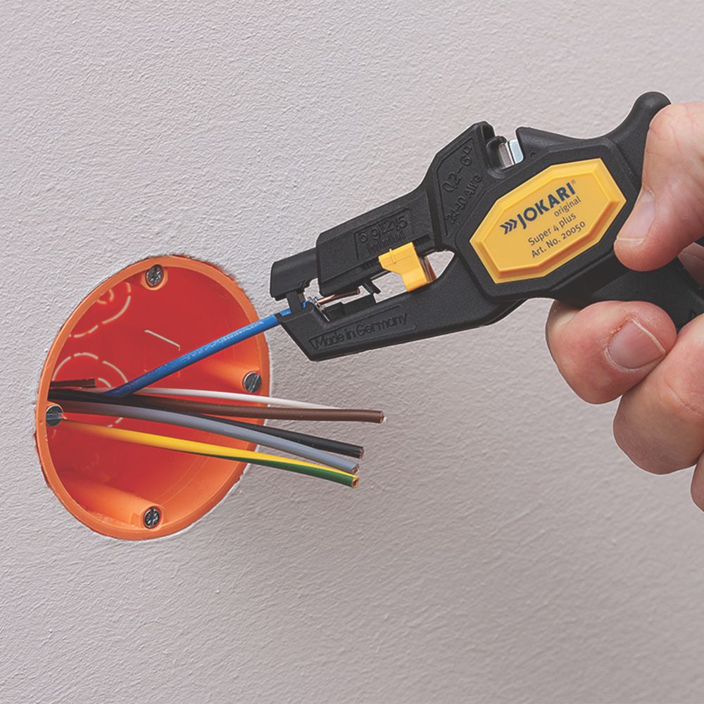 Screwfix store wire stripper