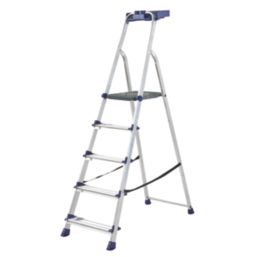 Werner  Aluminium 5-Treads Platform Stepladder  1.03m