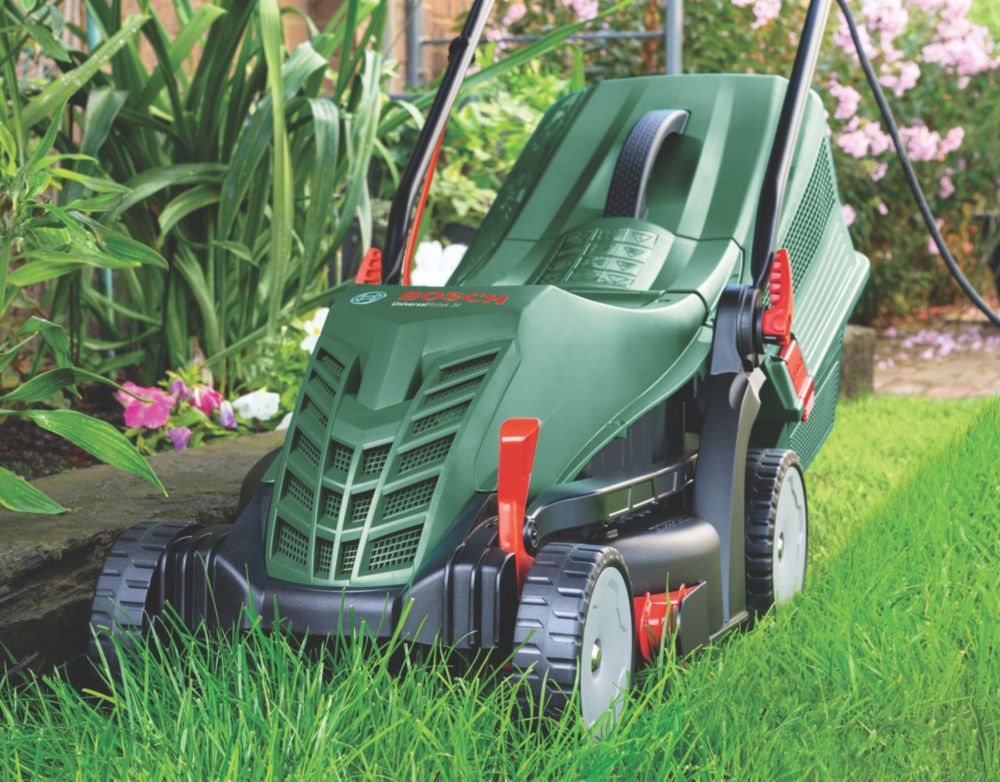 Bosch UniversalRotak 1300kW 34cm Corded Lawnmower 230V Screwfix