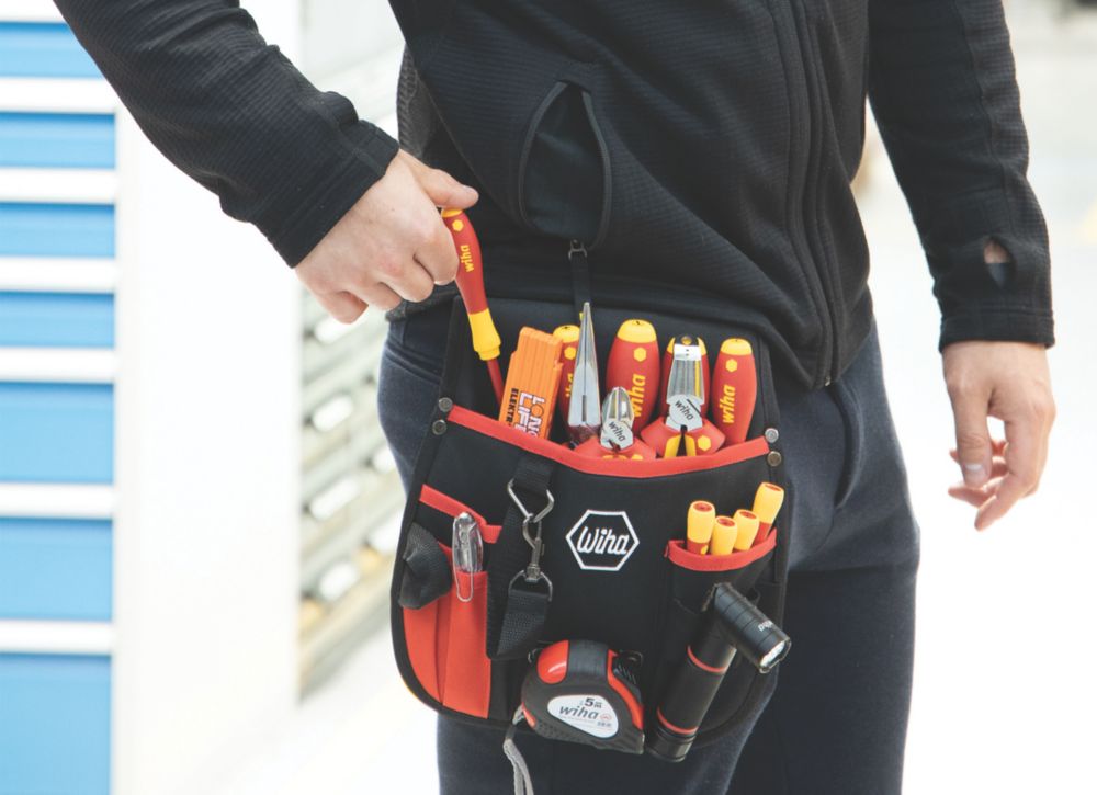 Wiha VDE Electricians Tool Set with Belt Pouch 18 Pieces Screwfix