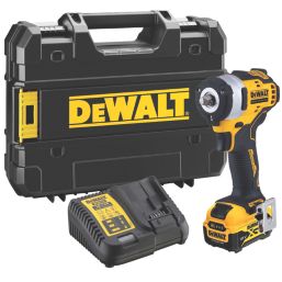 DeWalt DCF903P1-GB 12V 1 x 5.0Ah Li-Ion XR Brushless Cordless Impact Wrench