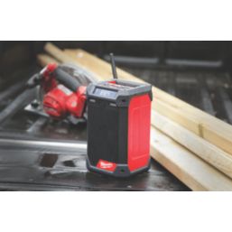 Milwaukee 12v clearance radio