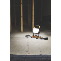 LAP Rechargeable LED Work Light 2000lm Screwfix