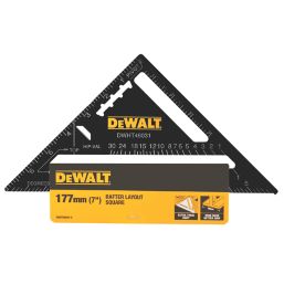 Carpenters set on sale square screwfix