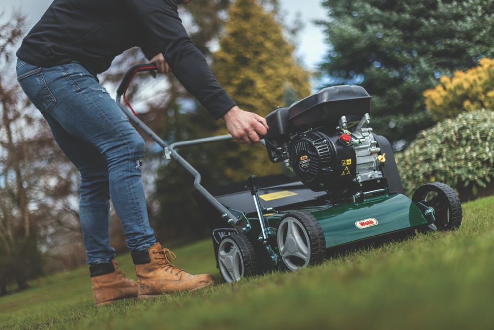 Screwfix store garden scarifier