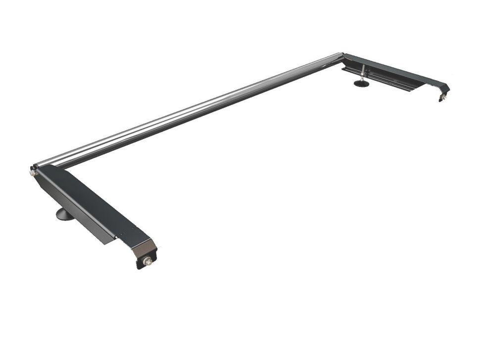 Van Guard VGR-29 MAN TGE 2017 on ULTI Bar Rear Roller 1242mm