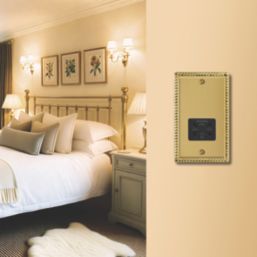 Varilight  1-Gang Dual Voltage Shaver Socket 115V Georgian Brass with Black Inserts