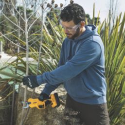 Stiga SP 100e 20V 1 x 2.0Ah Li-Ion E-Power  Cordless Pruning Saw & Shears Kit