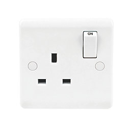 LAP  13A 1-Gang DP Switched Plug Socket White