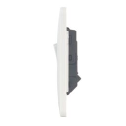 Hager Sollysta WMPS16 10A 1-Gang Intermediate Switch White