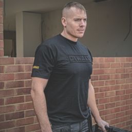 DEWALT  Short Sleeve 3D T-Shirt Black Large 42-44" Chest