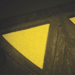 JSP Ridgeback Black / Reflective Yellow Wheelstop 900mm x 20mm x 20mm