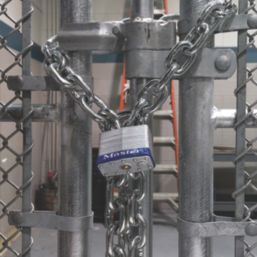 Master Lock 5EURD   Water-Resistant   Padlock  Steel 51mm