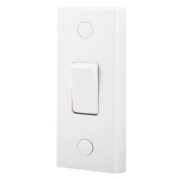 British General 900 Series 10AX 1-Gang 2-Way Light Switch  White