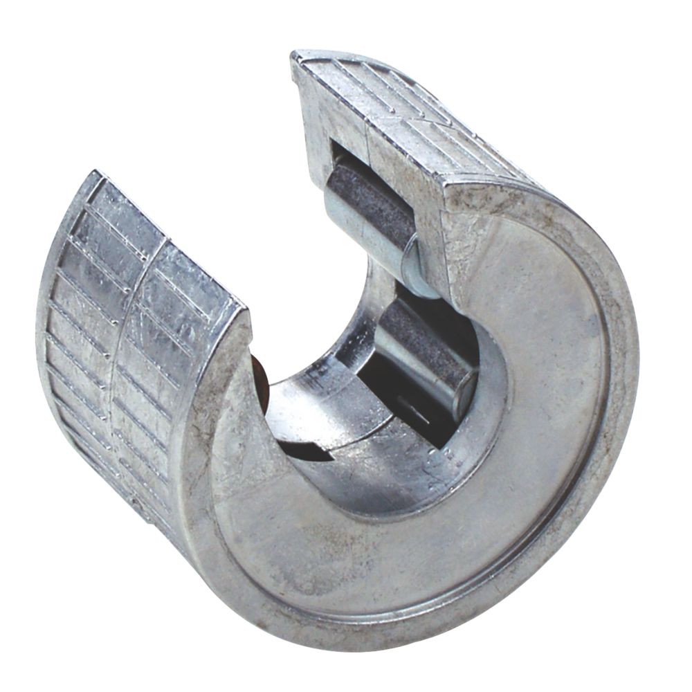 Exhaust pipe store cutter screwfix