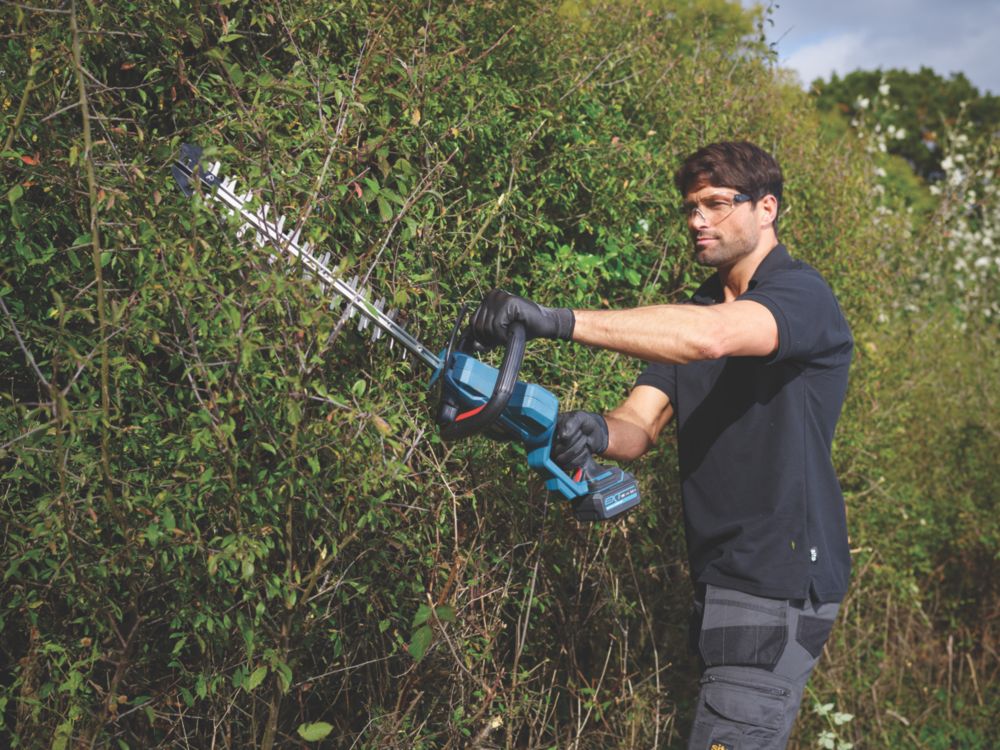 Erbauer EHT18 Li 55cm 18V Li Ion EXT Brushless Cordless Hedge Trimmer Bare Screwfix