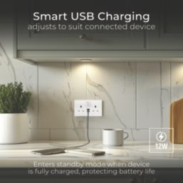 British General 900 Series 13A 2-Gang SP Switched Socket + 2.4A 12W 2-Outlet Type A & C USB Charger White