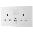 British General 900 Series 13A 2-Gang SP Switched Socket + 2.4A 12W 2-Outlet Type A & C USB Charger White