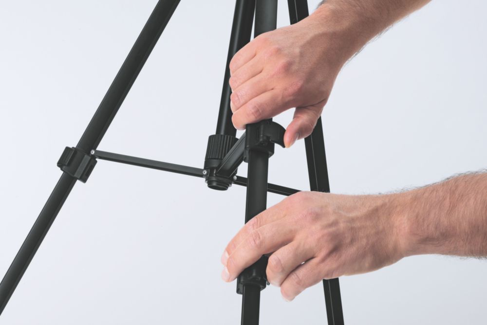 Bosch BT150 Tripod 1.57m Screwfix