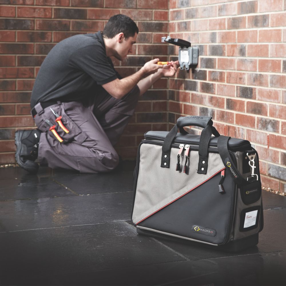 CK Magma Technicians Tool Case 18
