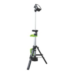 Luceco  Rechargeable LED Telescopic Tripod Worklight 2000lm